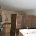 Le Cerf 4 Etoiles 74m2 * Корнимон